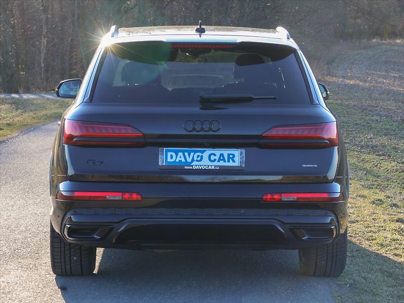 Audi Q7 3,0 TDI Quattro Tiptronic S li - fotka 6 z 36