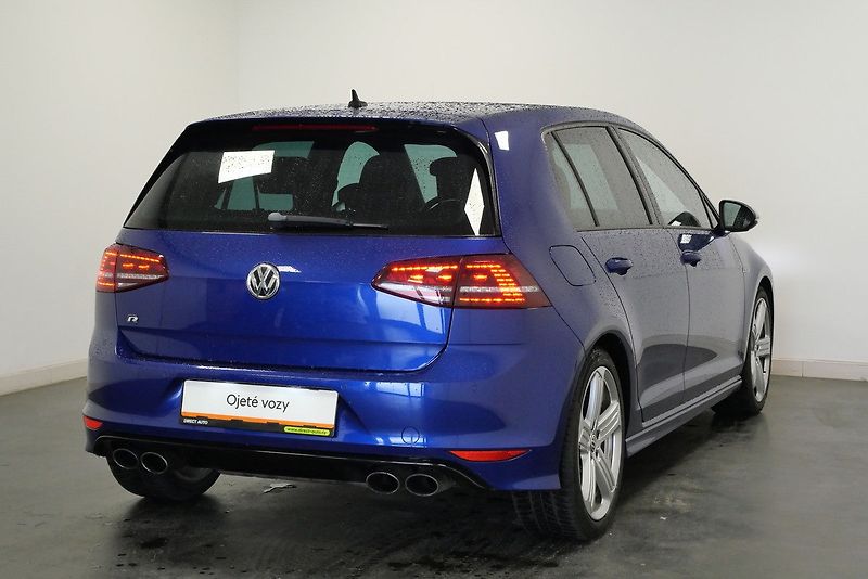 Volkswagen Golf - fotka 2 z 22