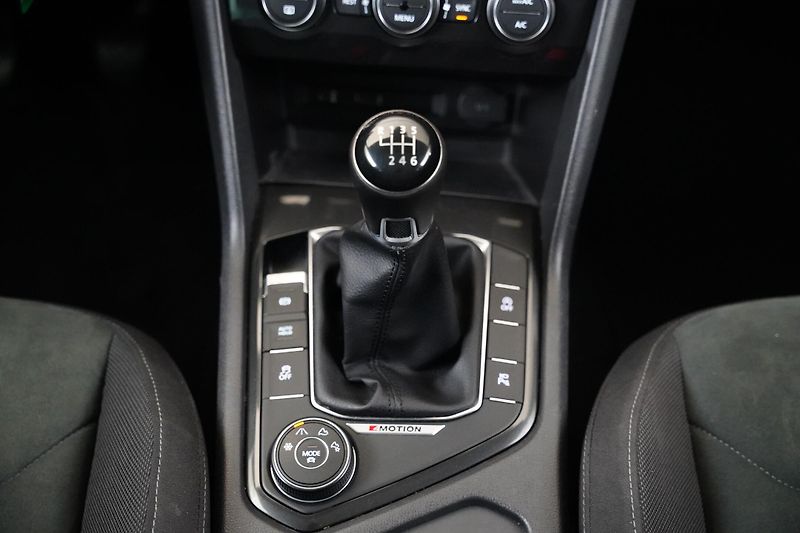 Volkswagen Tiguan - fotka 24 z 29