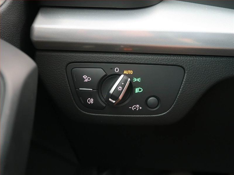 Audi Q5 (2020) design 40 TDI - fotka 23 z 24