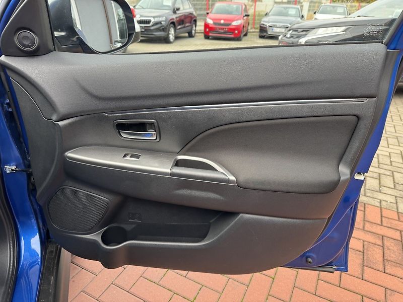 Mitsubishi ASX (2018) 1.6i Mivec Xenony Navi Kamera - fotka 17 z 48