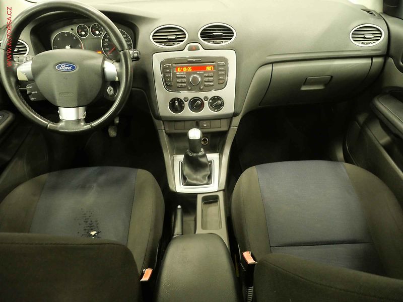Ford Focus (2007) 1.8TDCi, AC, STK7/28 - fotka 8 z 17