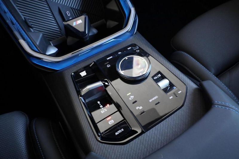 BMW X3 xDrive20d - fotka 13 z 31