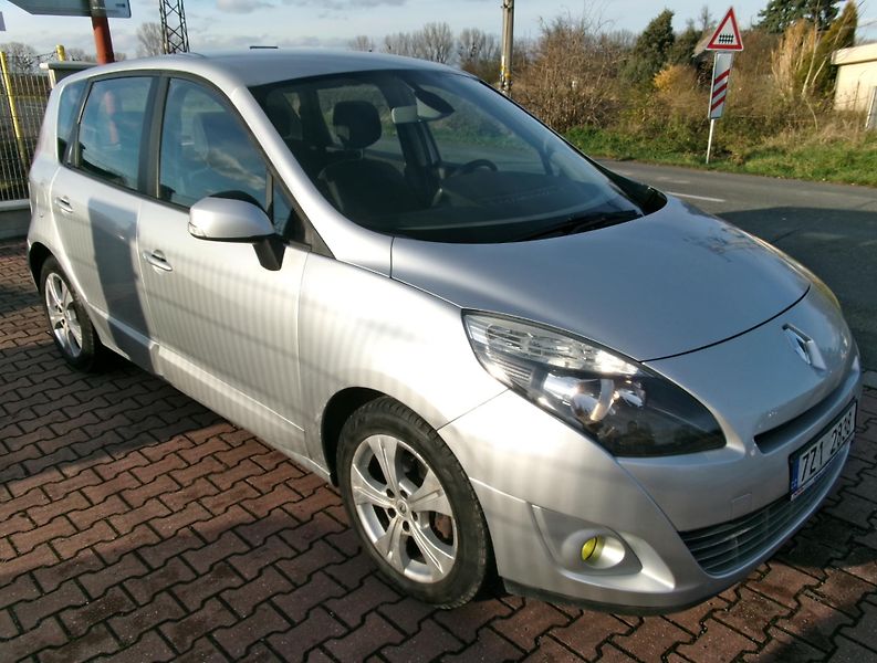 Renault Scénic (2011) 1,5dCi KLIMA ALU TEMP - fotka 11 z 30