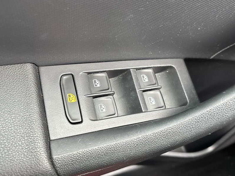 Škoda Rapid MONTE CARLO - fotka 21 z 25