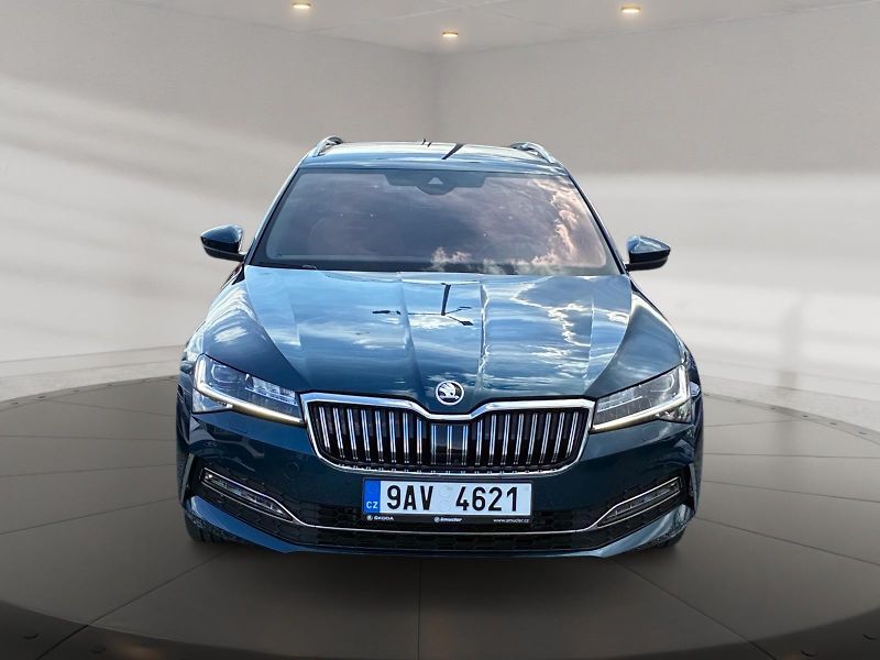 Škoda Superb (2023) L&K 2.0TDI 147kW DSG 4x4 CZ  - fotka 2 z 11