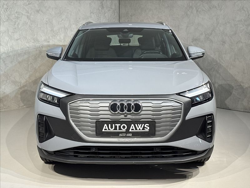 Audi Q4 e-tron 35 125kW LED Kessy PDC - fotka 3 z 45