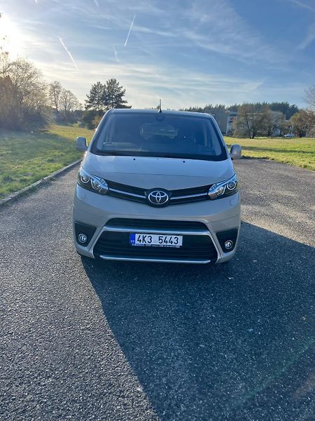 Toyota ProAce Verso (2018) - fotka 2 z 33