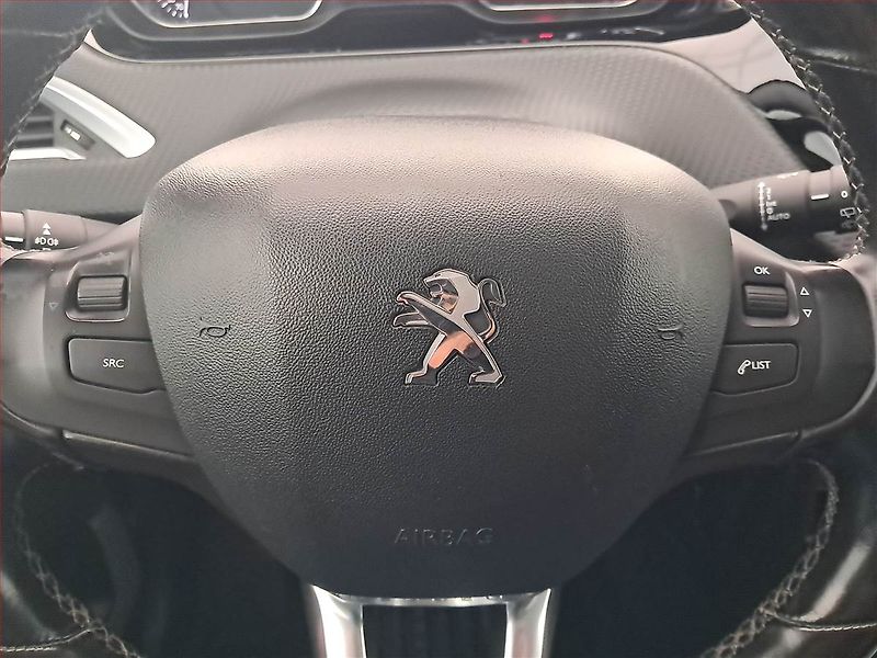Peugeot 208 (2015) 1.6 BlueHDi, Serv.kniha, Navi - fotka 17 z 19