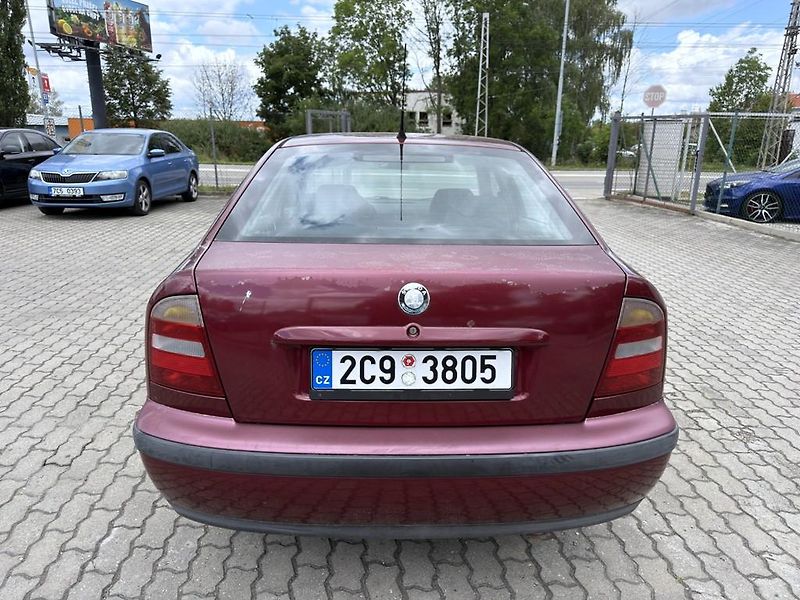 Škoda Octavia 1.9 TDI 66 kW klima - fotka 4 z 16