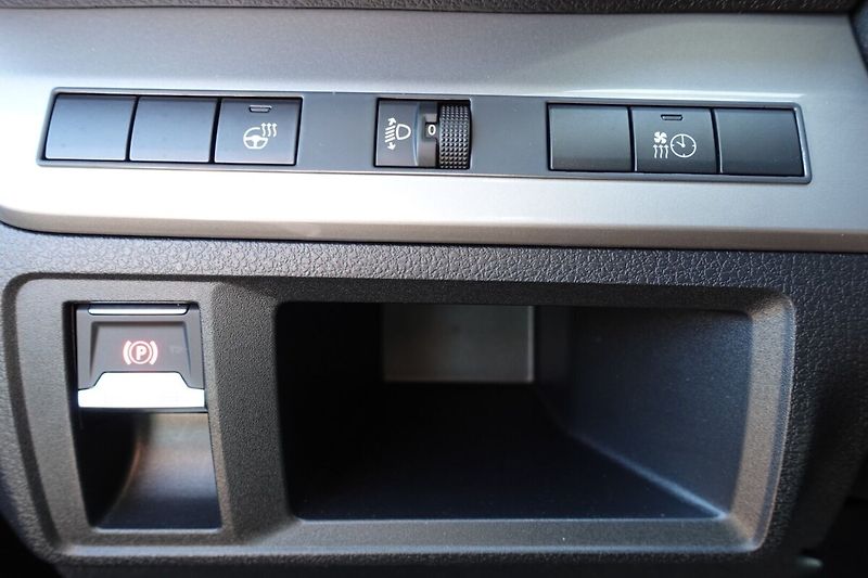 Toyota ProAce Verso 2.0 Diesel 177 - 8 AT Family 8 - fotka 20 z 36