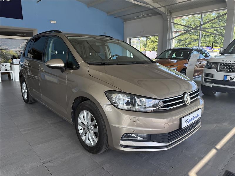 Volkswagen Touran 2,0   TDI 110kW,1.MAJ,7MÍST,TA - fotka 1 z 28
