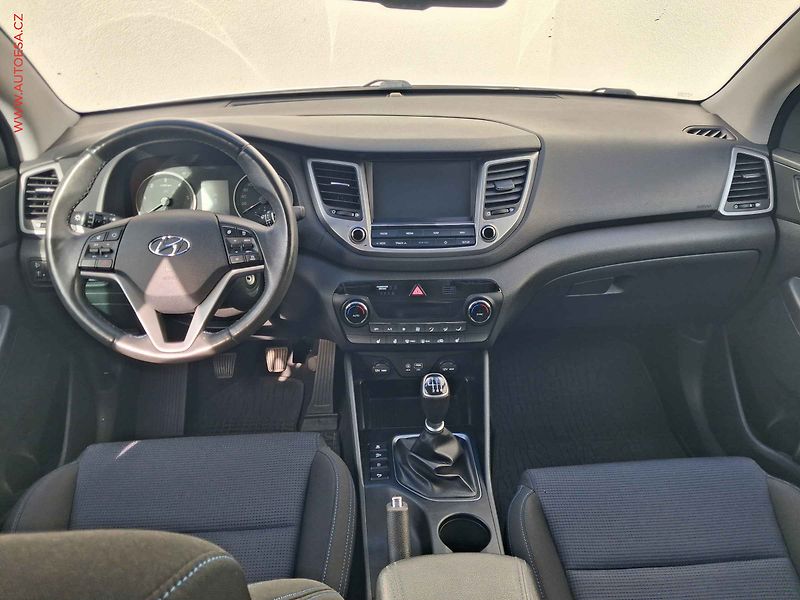 Hyundai Tucson (2018) 1.7 CRDi, ČR, AC, navi - fotka 8 z 19
