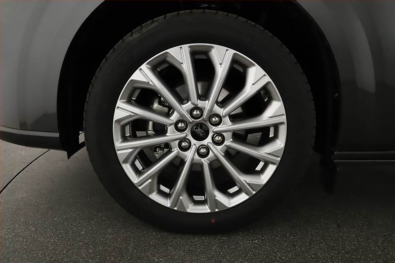 Ford Tourneo Custom (2025) 2.0 EcoBlue - fotka 23 z 23