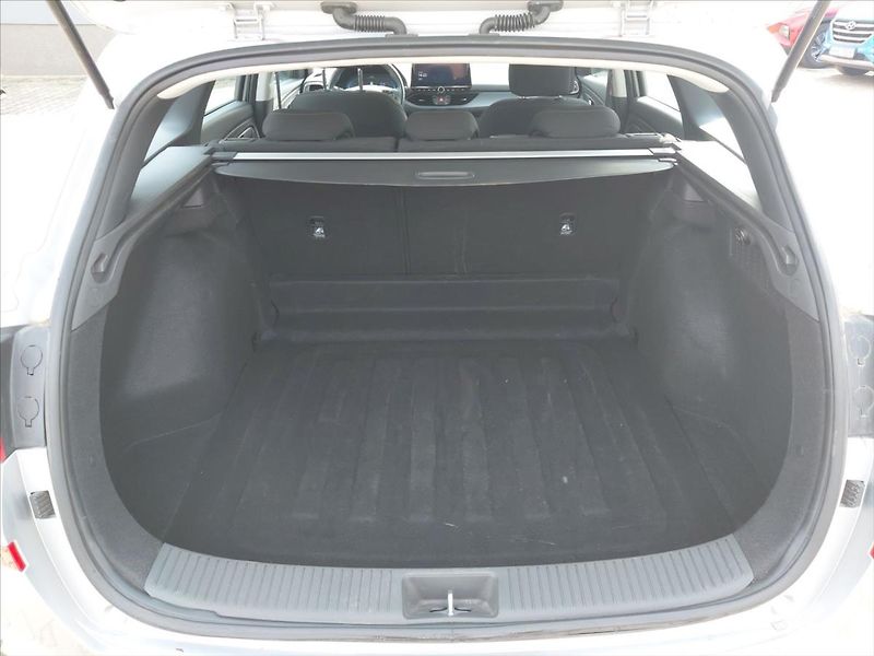 Hyundai i30 1,0   1.0 T-GDi Smart - fotka 11 z 24