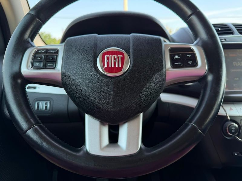 Fiat Freemont 2.0JTD 7-míst/Tempomat/Tažné - fotka 30 z 35