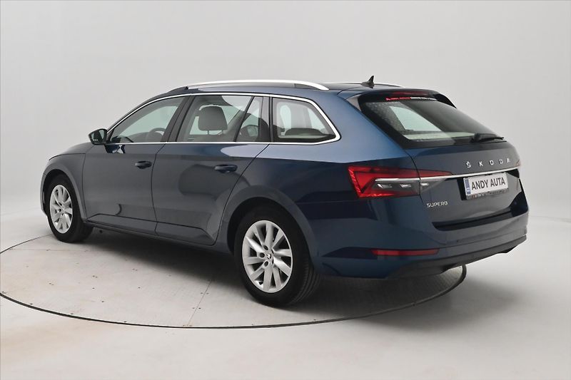 Škoda Superb 2,0 TDI 110kW DSG Style Záruka - fotka 7 z 33