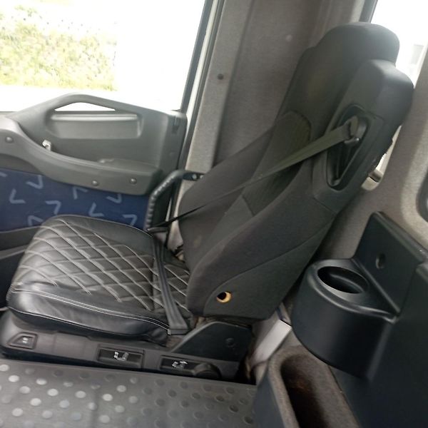 Iveco Trakker (2012) 410 kontejner 6x4 - fotka 20 z 23