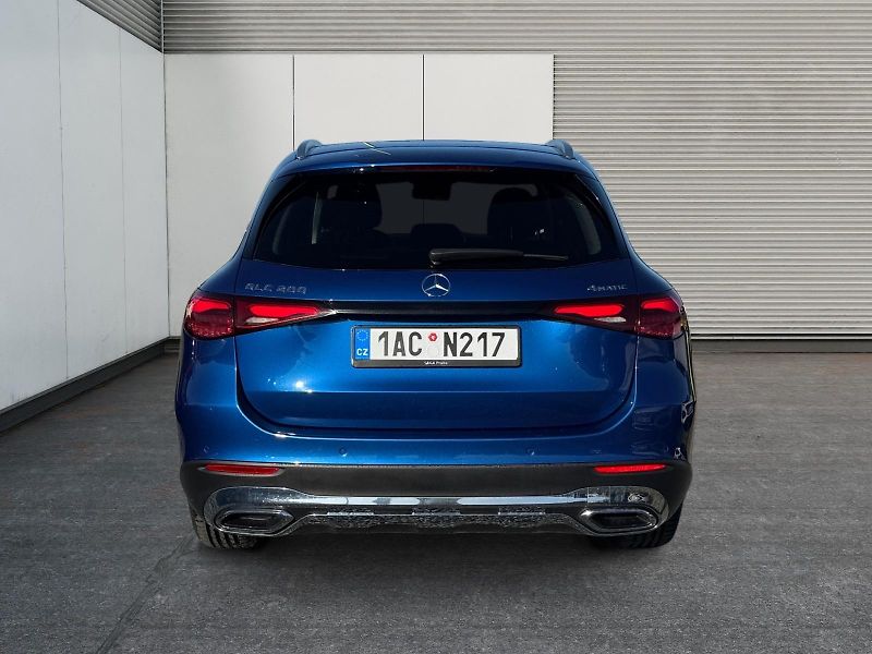 Mercedes-Benz GLC (2024) 200 150kW 4MATIC CZ DPH - fotka 5 z 11