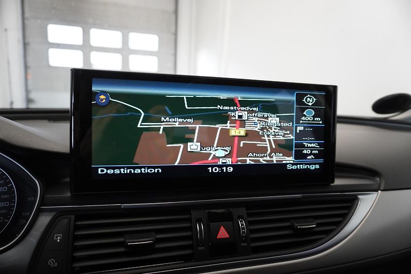 Audi A4 (2016) 2.0 TDI 140kW QUATTRO STRONIC - fotka 27 z 34