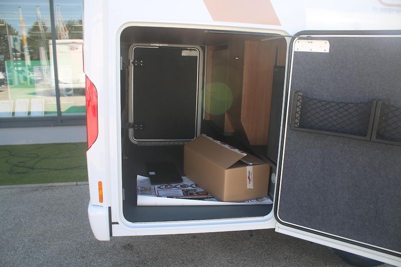 Carthago (2026) c2-tourer I 143 KB LE light - fotka 7 z 77