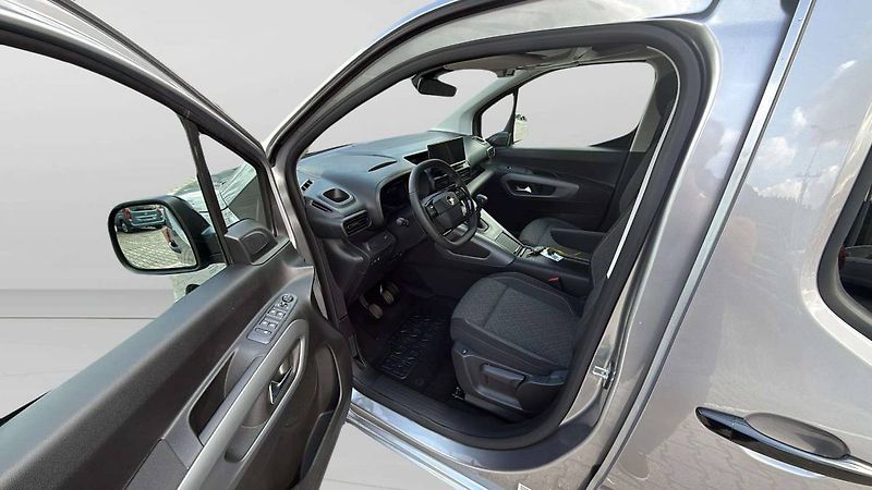 Opel Combo (2026) L1H1 Editon Plus 1.2 TURBO (81 - fotka 14 z 24
