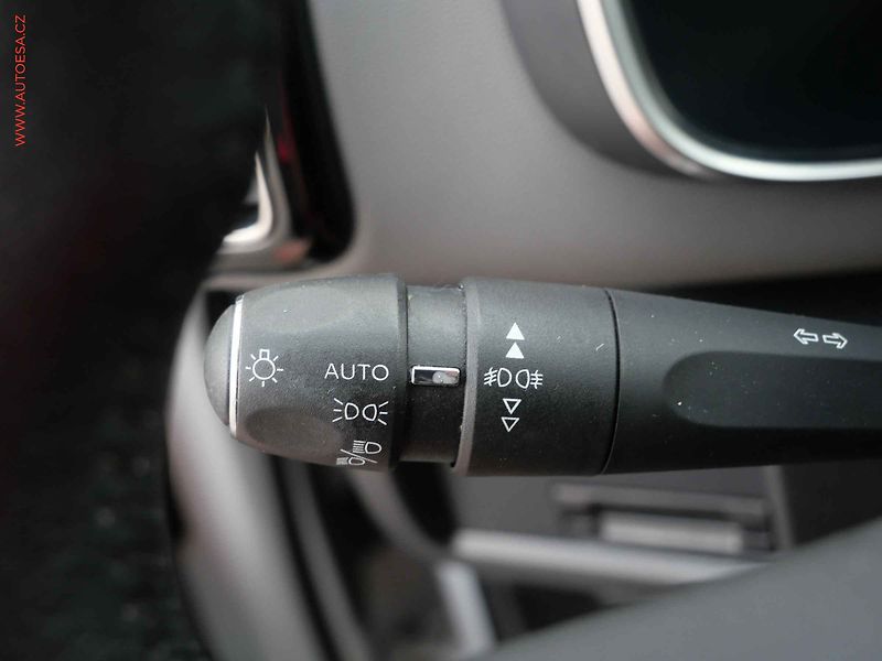 Citroën C5 Aircross (2020) 1.5 HDi, LED, navi - fotka 14 z 24
