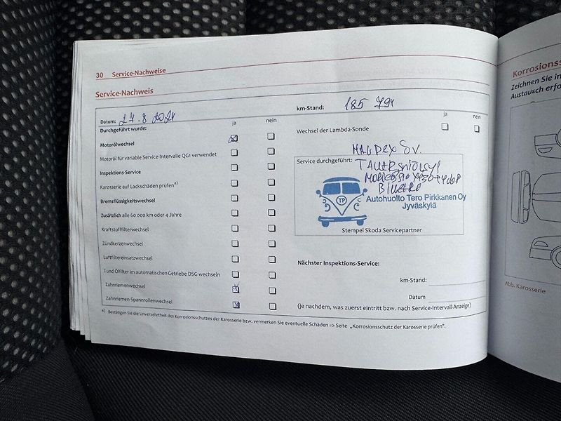 Škoda Octavia (2011) SCOUT 4X4 2,0 TDI 103 AUTOMAT - fotka 48 z 50