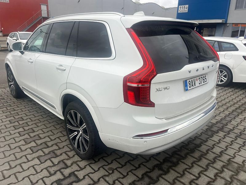Volvo XC90 (2021) - fotka 6 z 16