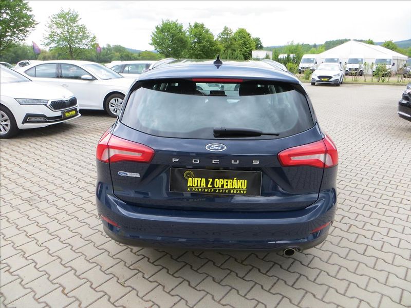 Ford Focus 1,5 TDCi Trend Edition Kamera - fotka 6 z 23