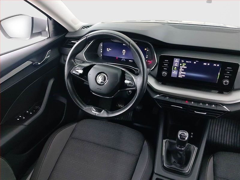 Škoda Octavia (2023) Ambition 2.0 TDI, ČR,1.maj - fotka 7 z 20
