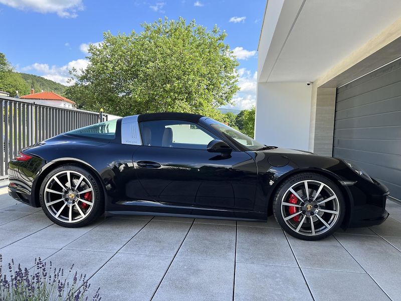 Porsche 911 Targa 4S 991.2 309 kW - fotka 6 z 31