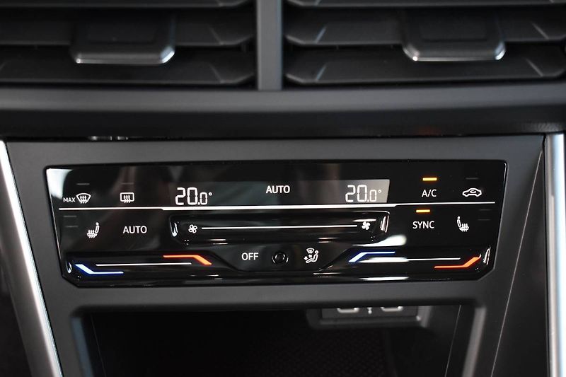 Volkswagen Taigo (2023) 1.0TSI 70kW, Manuál - fotka 21 z 23