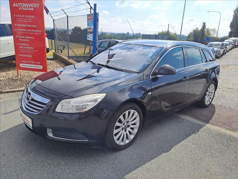 Opel Insignia 2,0 DCTI - fotka 1 z 14