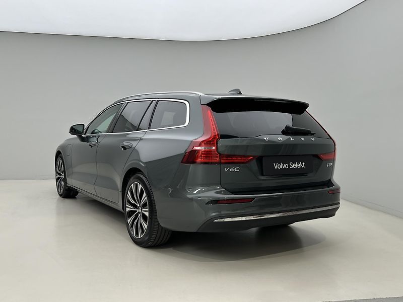 Volvo V60 T8 AWD BRIGHT PLUS AUT CZ  - fotka 11 z 48