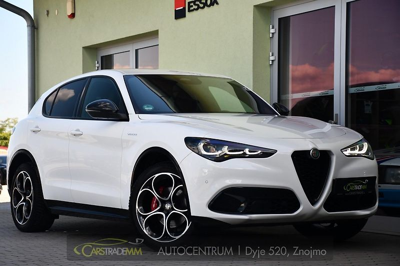 Alfa Romeo Stelvio 2.2D 154kW VELOCE AT8 Q4 - fotka 7 z 51