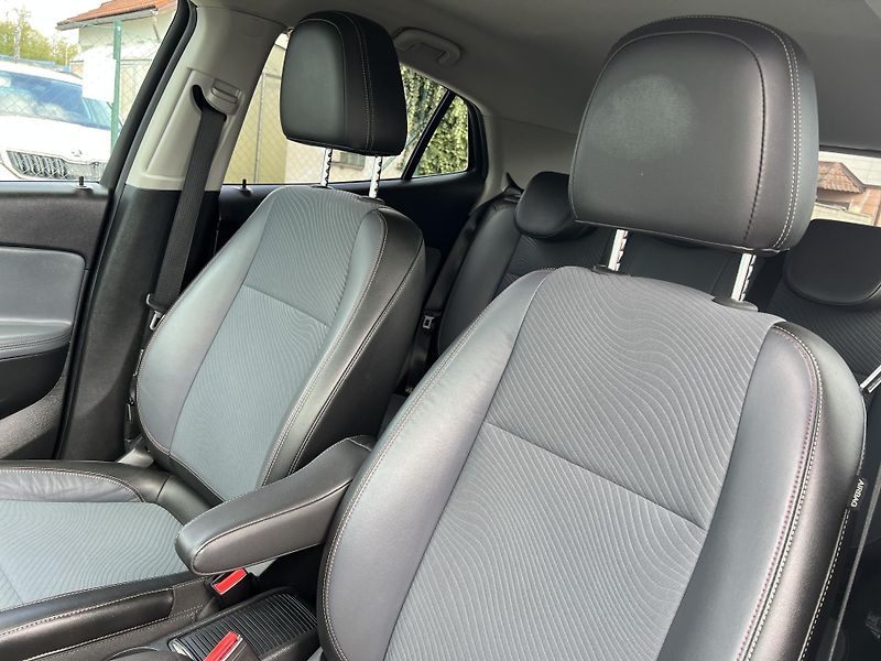 Opel Mokka 1.4T COSMO 4x4 KAMERA NAVI - fotka 10 z 37