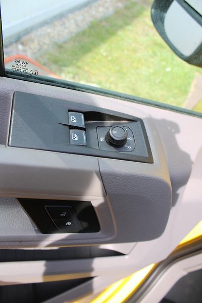 Volkswagen Crafter 2,0TDI*Tuplák*Valník*Hydr.ruka - fotka 19 z 22