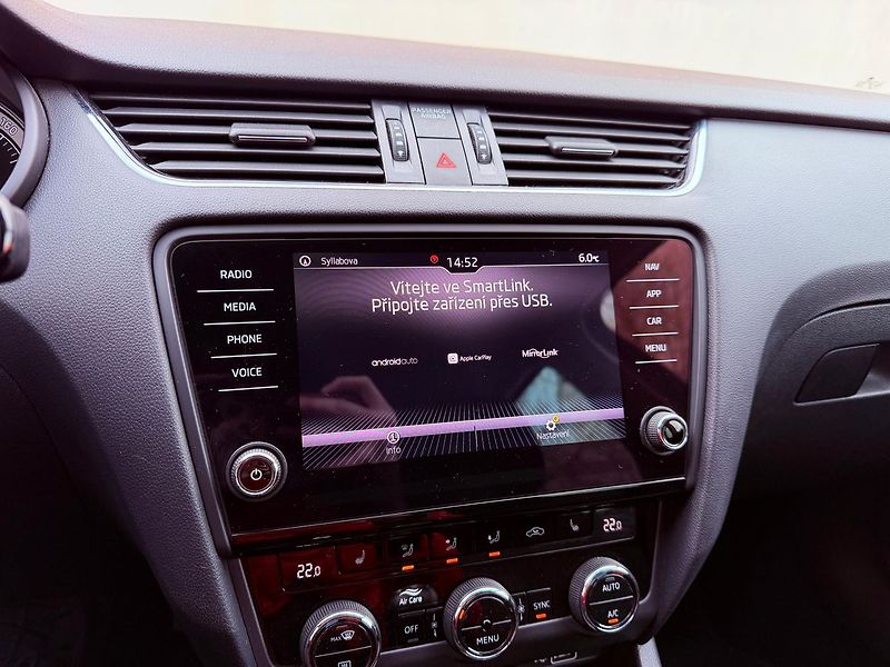 Škoda Octavia 2.0 TDI Style, ČR, Serviska - fotka 20 z 29