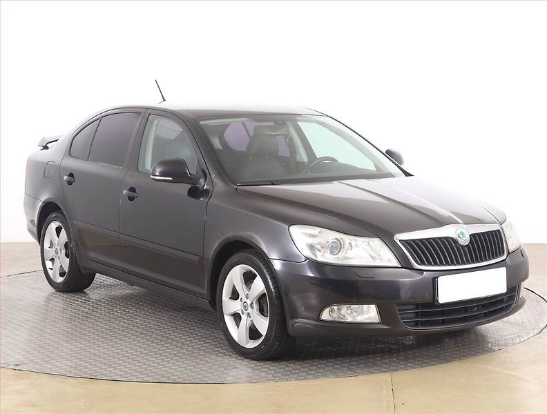 Škoda Octavia (2010) Elegance 2.0 TDI, Xenony - fotografie inzerátu