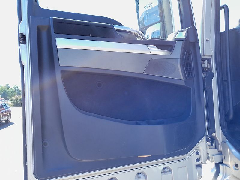 MAN TGX 18.440 LowDeck - fotka 11 z 34