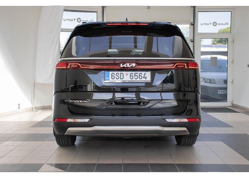Kia Carnival 3,5 V6 4x2 216kW 8DCT  - fotka 6 z 20