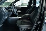 Mercedes-Benz GLB (2025) 200 d 4M/AMGPREMIUM/ESP/LED - náhled 12
