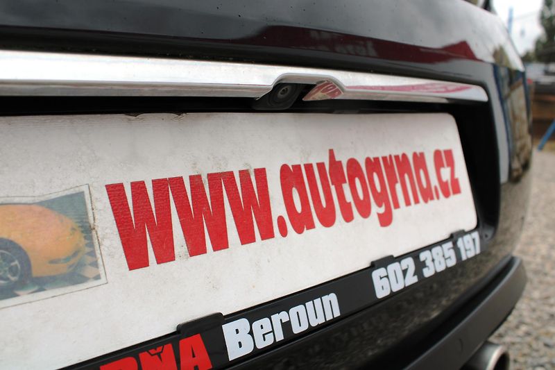 Citroën DS3 (2016) 1,2i KLIMA TEMPOMAT NAVI DAB - fotka 9 z 25
