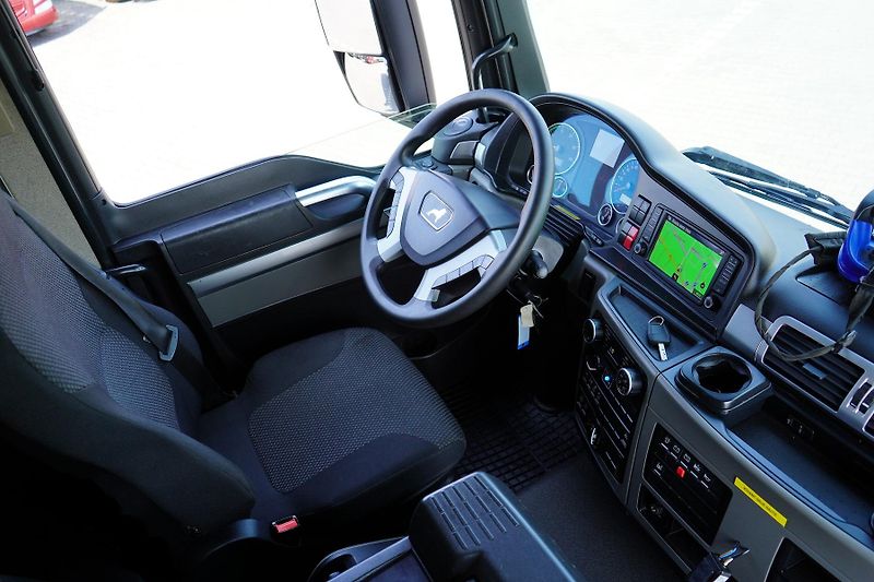 MAN TGS (2019) 33.420 / E 6 / WYWROTKA + HDS  - fotka 13 z 62