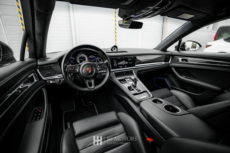 Porsche Panamera (2020) Turbo S E-Hybrid - fotka 21 z 55