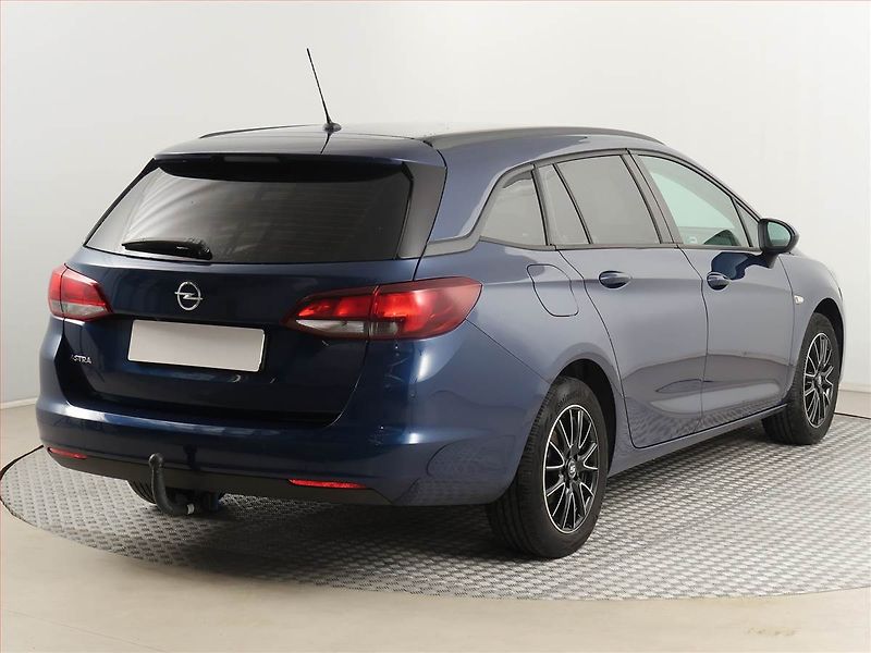 Opel Astra (2021) Edition 1.2 Turbo, Serv.kniha - fotka 5 z 19