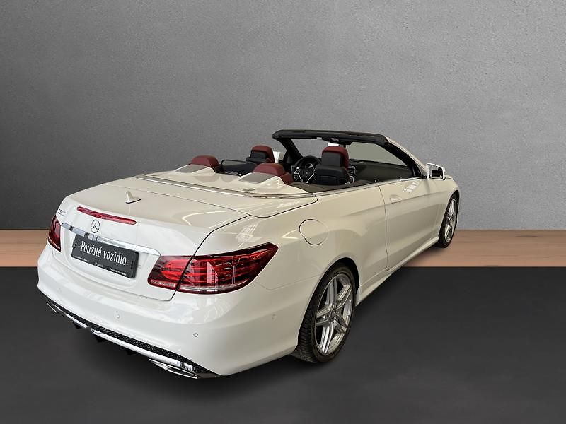 Mercedes-Benz Třídy E Třídy 350 kabriolet AMG Line - fotka 25 z 25