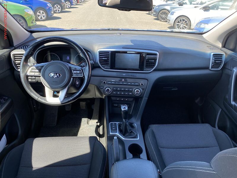 Kia Sportage (2018) 1.6 T-GDi 4x4, 2.maj,ČR - fotka 8 z 15