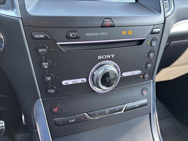 Ford S-MAX 2,5 HEV ST-Line 140kW - fotka 38 z 55